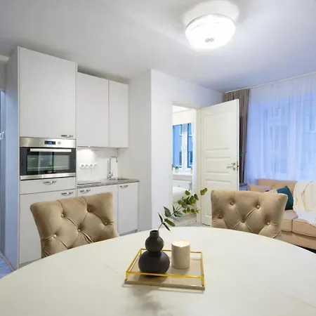 Apartment Cozy 2-bedroom In The Heart Of The